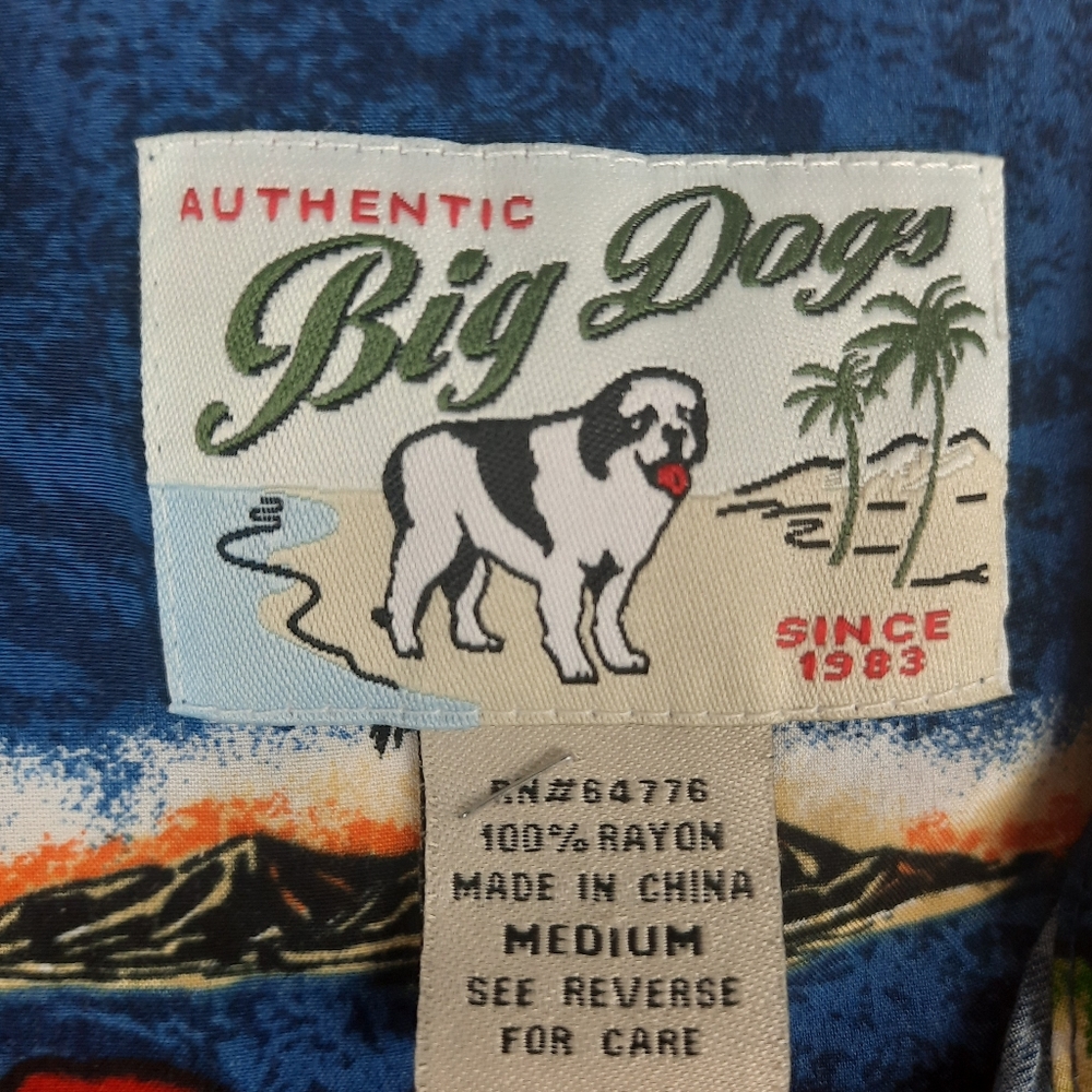 Big Dogs Blue Sleeveless Hawaiian Bottle Print Blouse - Picture 5 of 9